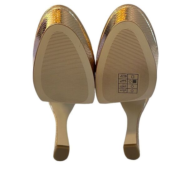 Michael Kors Sexy Gold Tone Round Toe Dual Ankle Strap Stilettos in Size 6.5 - Picture 7 of 9